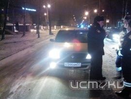 В новогоднюю ночь в Орле полицейский сбил пешехода В новогоднюю ночь в Орле полицейский сбил пешехода