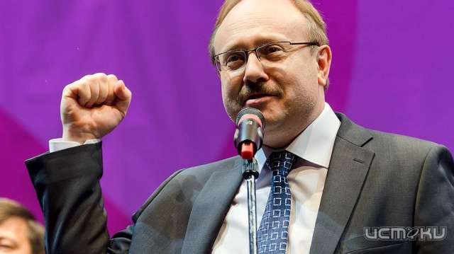 Коммунисты требуют отставки Василия Иконникова Коммунисты требуют отставки Василия Иконникова