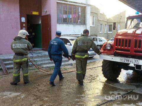 Сегодня утром на улице 8-е Марта горела многоэтажка Сегодня утром на улице 8-е Марта горела многоэтажка