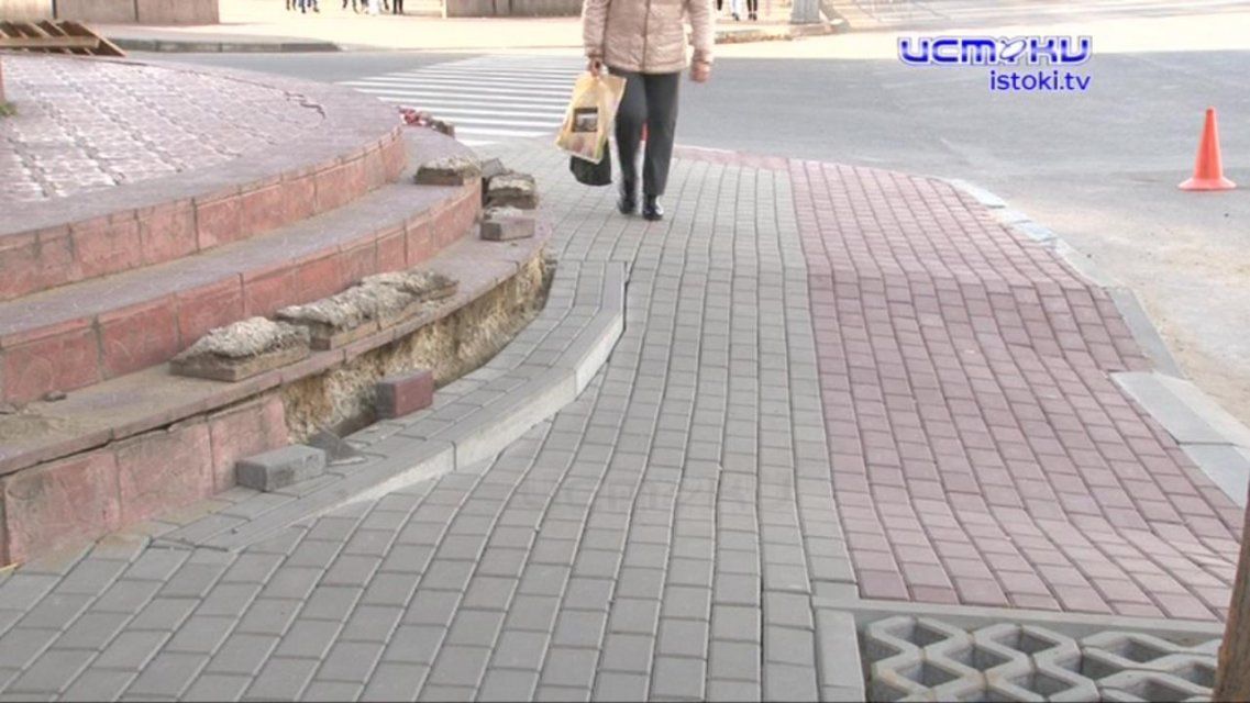 Укладка плитки по-орловски: ремонт тротуаров сложно не заметить