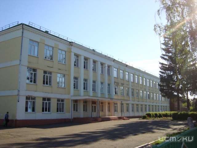 Кто виноват и где деньги? Власти ищут подрядчика, чтобы достроить школу в Долгом Кто виноват и где деньги? Власти ищут подрядчика, чтобы достроить школу в Долгом