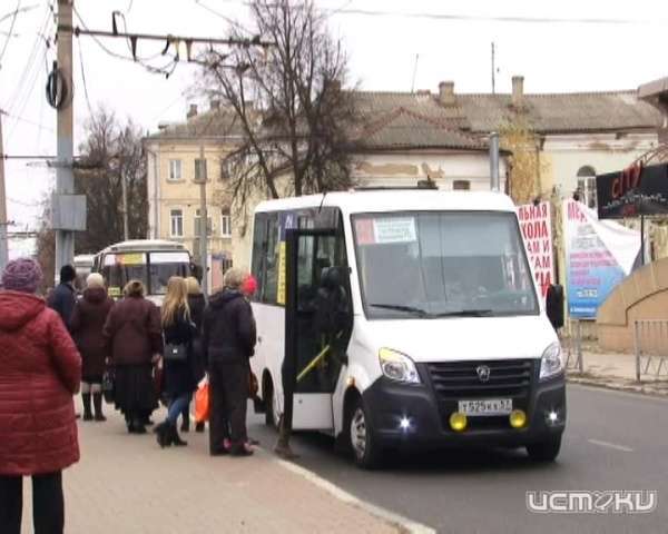 В Орле водители маршруток по вечерам соблюдают график лишь на 60-70 % В Орле водители маршруток по вечерам соблюдают график лишь на 60-70 %