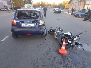 Во Мценске в очередном ДТП с мотоциклом пострадал любитель быстрой езды