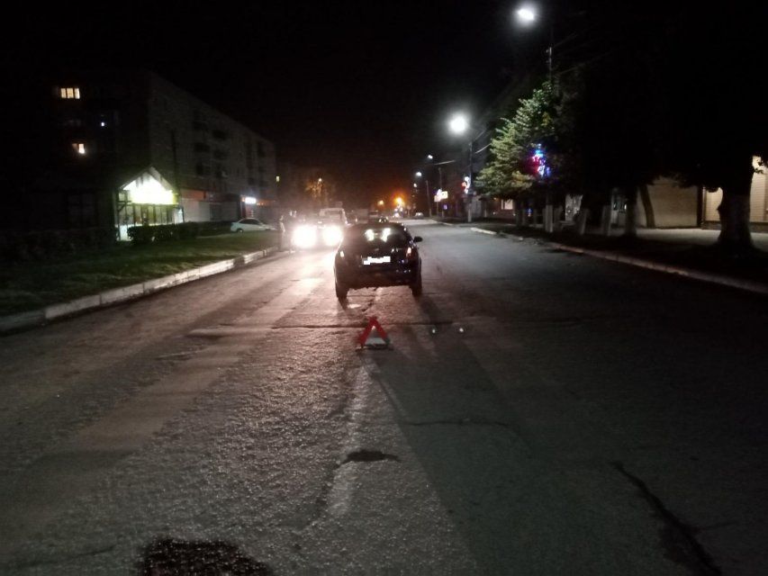 Автоледи на иномарке сбила пешехода в Ливнах