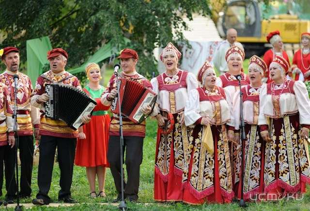Два дня на площади Ленина горожан будет радовать «Орловское лето» Два дня на площади Ленина горожан будет радовать «Орловское лето»