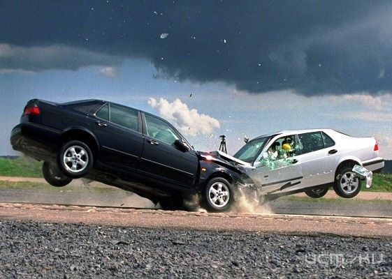 На мосту Дружбы произошла серьезная авария На мосту Дружбы произошла серьезная авария