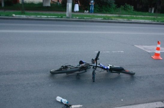 В Орле водитель троллейбуса сбил велосипедиста В Орле водитель троллейбуса сбил велосипедиста