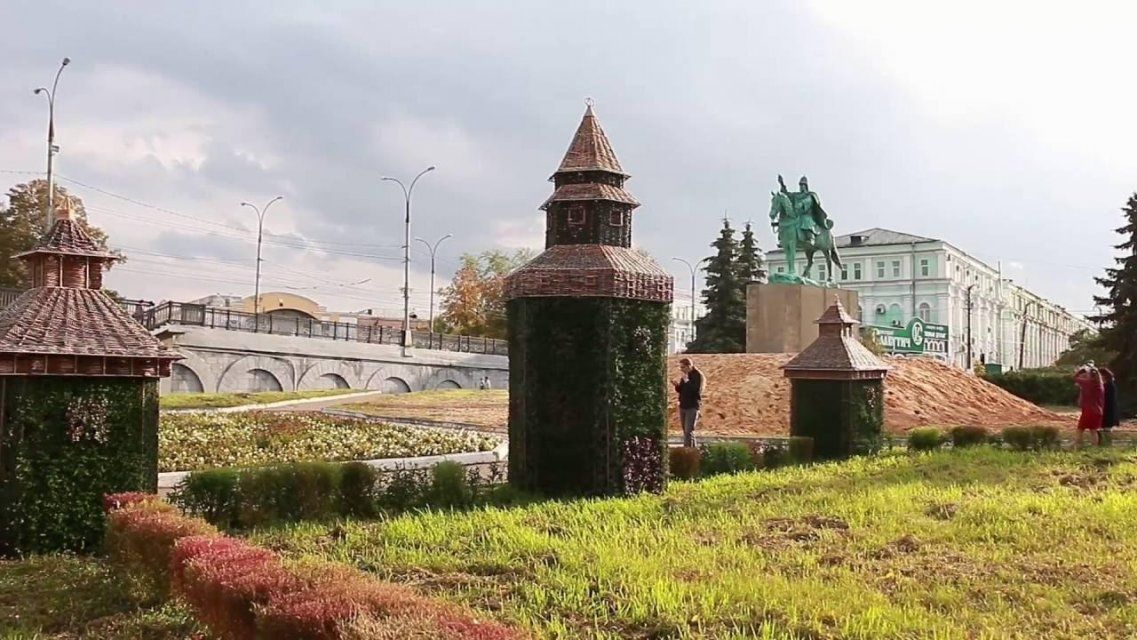 В Орле со стороны памятника Грозному начнут сооружать пешеходный мост 