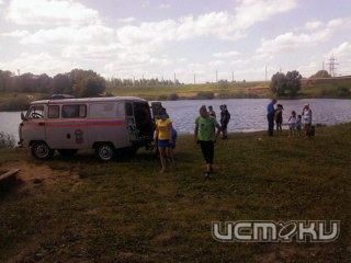 В пруду Силикатном утонул мужчина В пруду Силикатном утонул мужчина