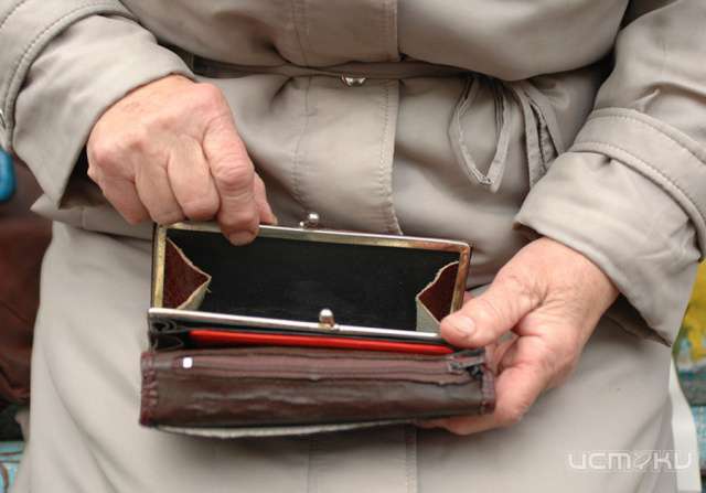 Лжегазовики продолжают ходить по квартирам: 88-летняя орловчанка лишилась денег Лжегазовики продолжают ходить по квартирам: 88-летняя орловчанка лишилась денег