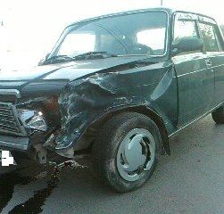 В Орле столкнулись два автомобиля В Орле столкнулись два автомобиля