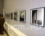 Выставка фотографий открылась в фойе театра Выставка фотографий открылась в фойе театра