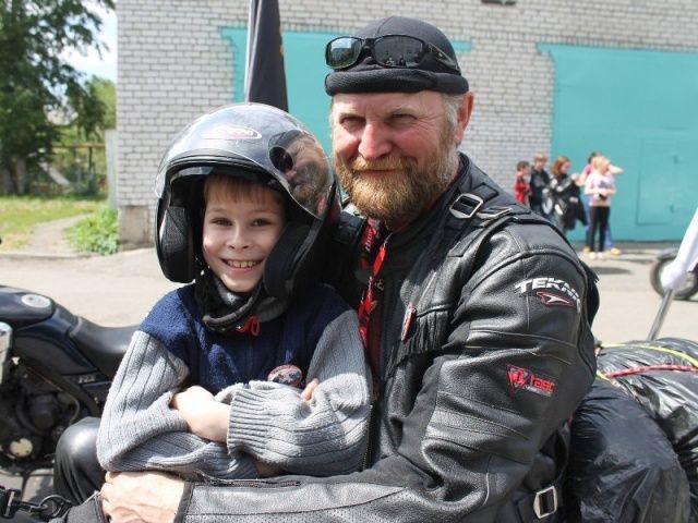 Орловские мотоциклисты поучаствуют во Всероссийской акции "Отцы России за многодетную семью" Орловские мотоциклисты поучаствуют во Всероссийской акции "Отцы России за многодетную семью"