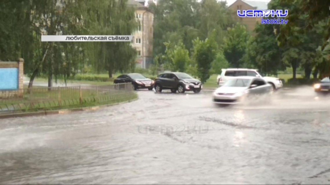 Под водой: с началом сезона дождей в Орле наступил апокалипсис