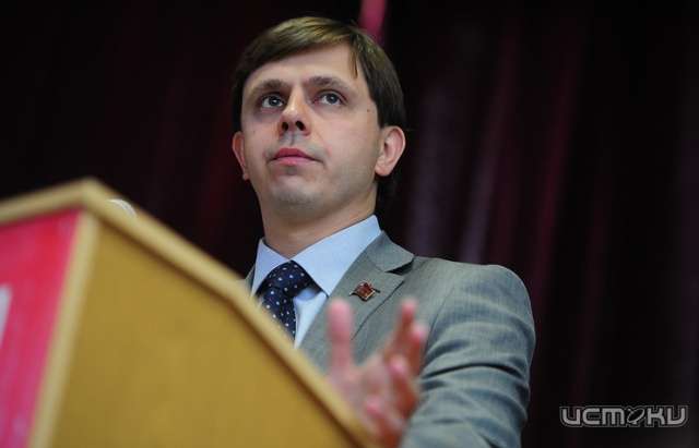 Клычкову посоветовали провести бархатную революцию в облправительстве Клычкову посоветовали провести бархатную революцию в облправительстве