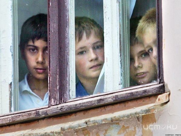 113 детей-сирот в этом году заканчивают обучение в техникумах и институтах 113 детей-сирот в этом году заканчивают обучение в техникумах и институтах