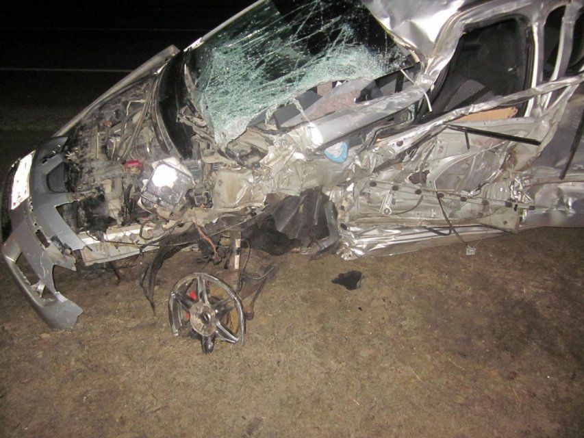 На Орловщине 19-летний водитель легковушки попал в реанимацию после столкновения с фурой