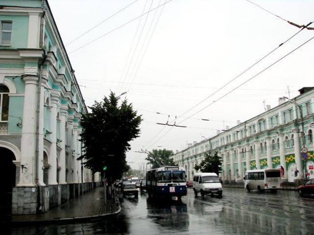 Судебные приставы отвоевывают в пользу муниципалитета помещения, в которых находятся «Пятисотка» и «Пицца Град» Судебные приставы отвоевывают в пользу муниципалитета помещения, в которых находятся «Пятисотка» и «Пицца Град»