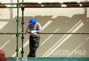 Жители многоквартирных домов будут платить взносы на капремонт. Жители многоквартирных домов будут платить взносы на капремонт.