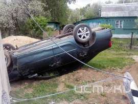 Под Орлом пьяный водитель перевернулся на Toyota Camry Под Орлом пьяный водитель перевернулся на Toyota Camry