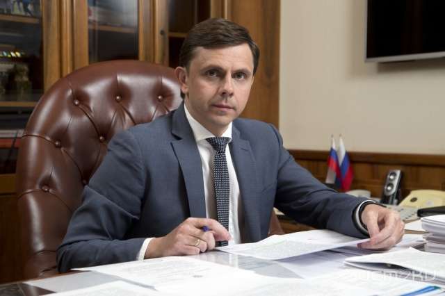 Андрей Клычков поздравил орловчан с Днем России Андрей Клычков поздравил орловчан с Днем России