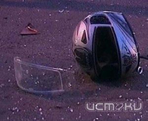 Пенсионер на мопеде угодил под КАМАЗ Пенсионер на мопеде угодил под КАМАЗ