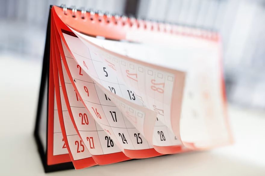 В Орле опубликовали календарь рабочих и праздничных дней на 2023 год
