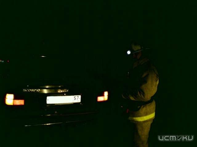 Ночной пожар в Орле: огонь уничтожил корейский внедорожник Ночной пожар в Орле: огонь уничтожил корейский внедорожник