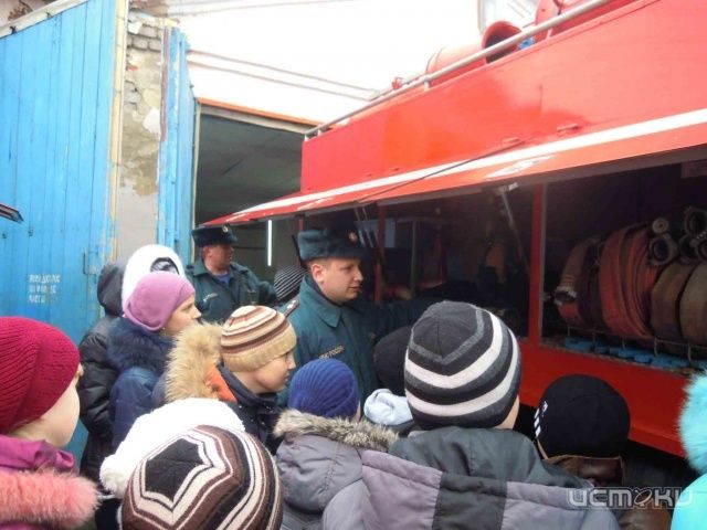 Знакомство с пожарными Знакомство с пожарными