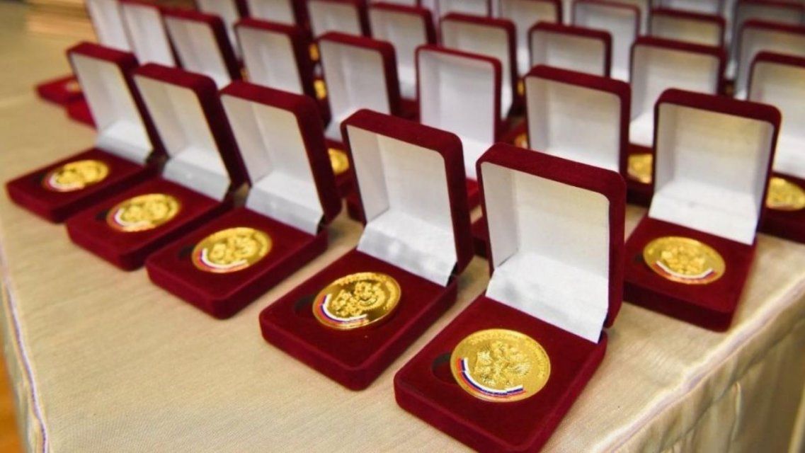 Среди выпускников этого года на Орловщине более 500 медалистов