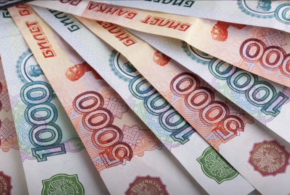 В Орловской области Почетным работникам выплатят по 10 тыс. рублей