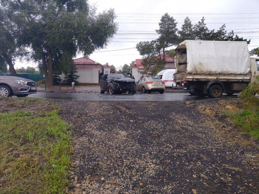 Утром произошла серьезная авария на Болховском шоссе