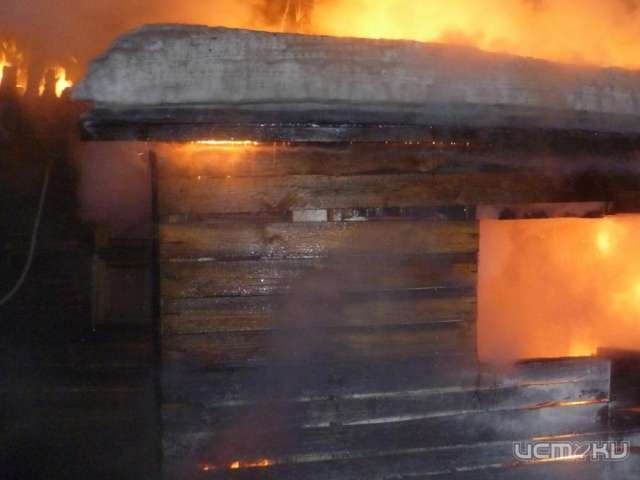 Во Мценске ночью сгорела баня Во Мценске ночью сгорела баня