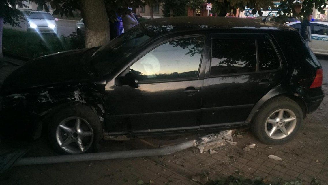 Во Мценске столкнулись два автомобиля
