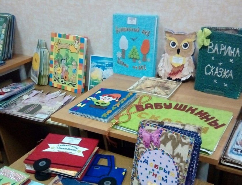В Орле открылась уникальная выставка рукотворных книг