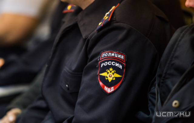 Жителю пос. Долгое грозит уголовное наказание за оскорбление полицейского Жителю пос. Долгое грозит уголовное наказание за оскорбление полицейского