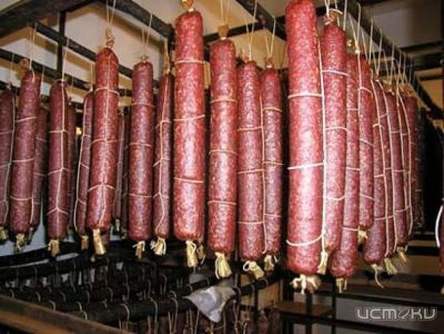Жителям Ливен продавали колбасу неизвестного происхождения Жителям Ливен продавали колбасу неизвестного происхождения