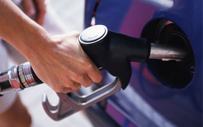 С начала года цена на бензин увеличилась аж на 10% С начала года цена на бензин увеличилась аж на 10%