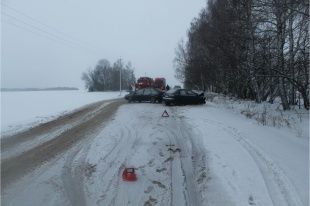 В Дмитровском районе при столкновении авто пострадали четыре человека 