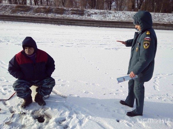 Орловские сотрудники МЧС продолжают патрулировать водоемы региона Орловские сотрудники МЧС продолжают патрулировать водоемы региона