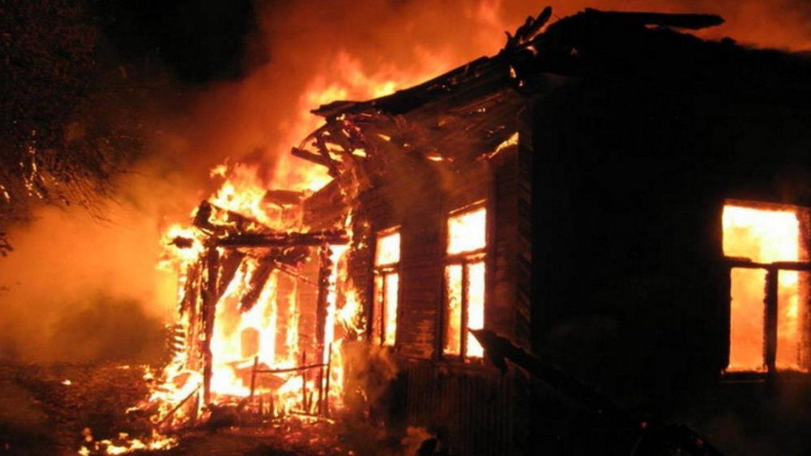 СК выясняет причины гибели двух родственников в огне на Орловщине