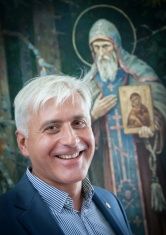 В Орле открылась выставка православного художника Василия Нестеренко 