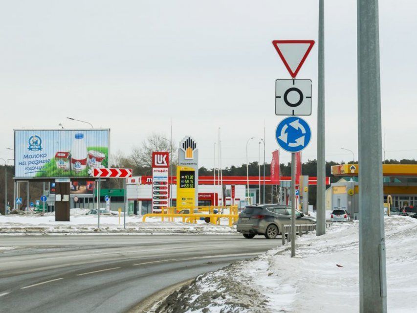 В Орловской области уточнили порядок проезда перекрёстков с круговым движением