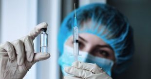 На прививку – со своей вакциной: как орловчане могут подготовиться к эпидсезону