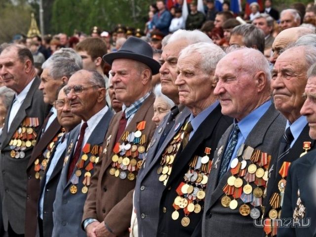 Выставка ко дню Великой Победы Выставка ко дню Великой Победы