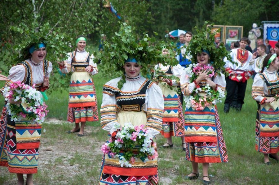 В Орловской области Троицкие хороводы в этом году пройдут в традиционном формате (0+)