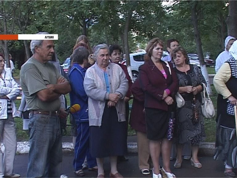 Чиновники взялись за первую управляющую компанию Чиновники взялись за первую управляющую компанию