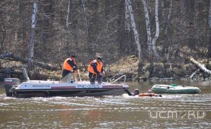 Сотрудники ГИМС продолжают патрулировать водоемы Сотрудники ГИМС продолжают патрулировать водоемы