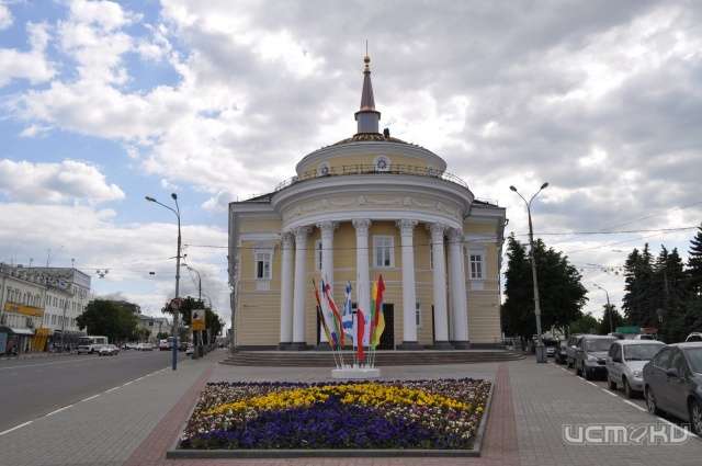 В «Свободном пространстве» скоро появится постоянный худрук В «Свободном пространстве» скоро появится постоянный худрук