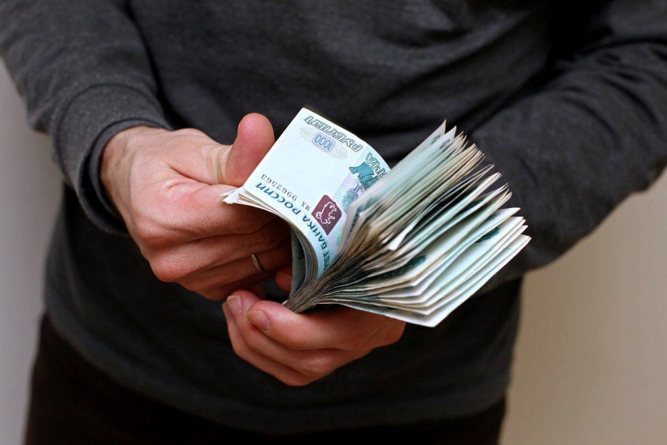 Стало известно, кто в Орле может зарабатывать более 100 тыс. рублей